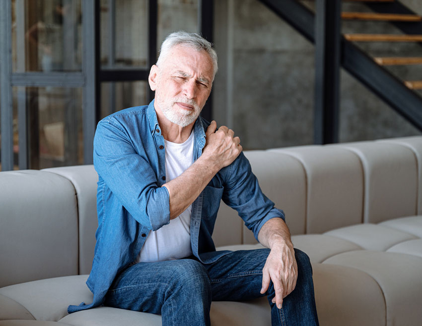 Shoulder Pain Treatment Near Romeo, MI